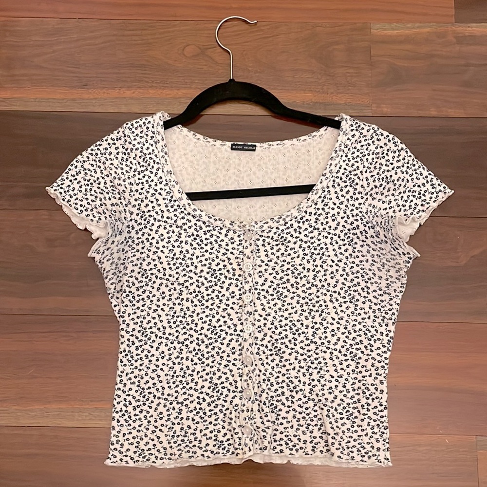 Selling brandy Melville floral Zelly top